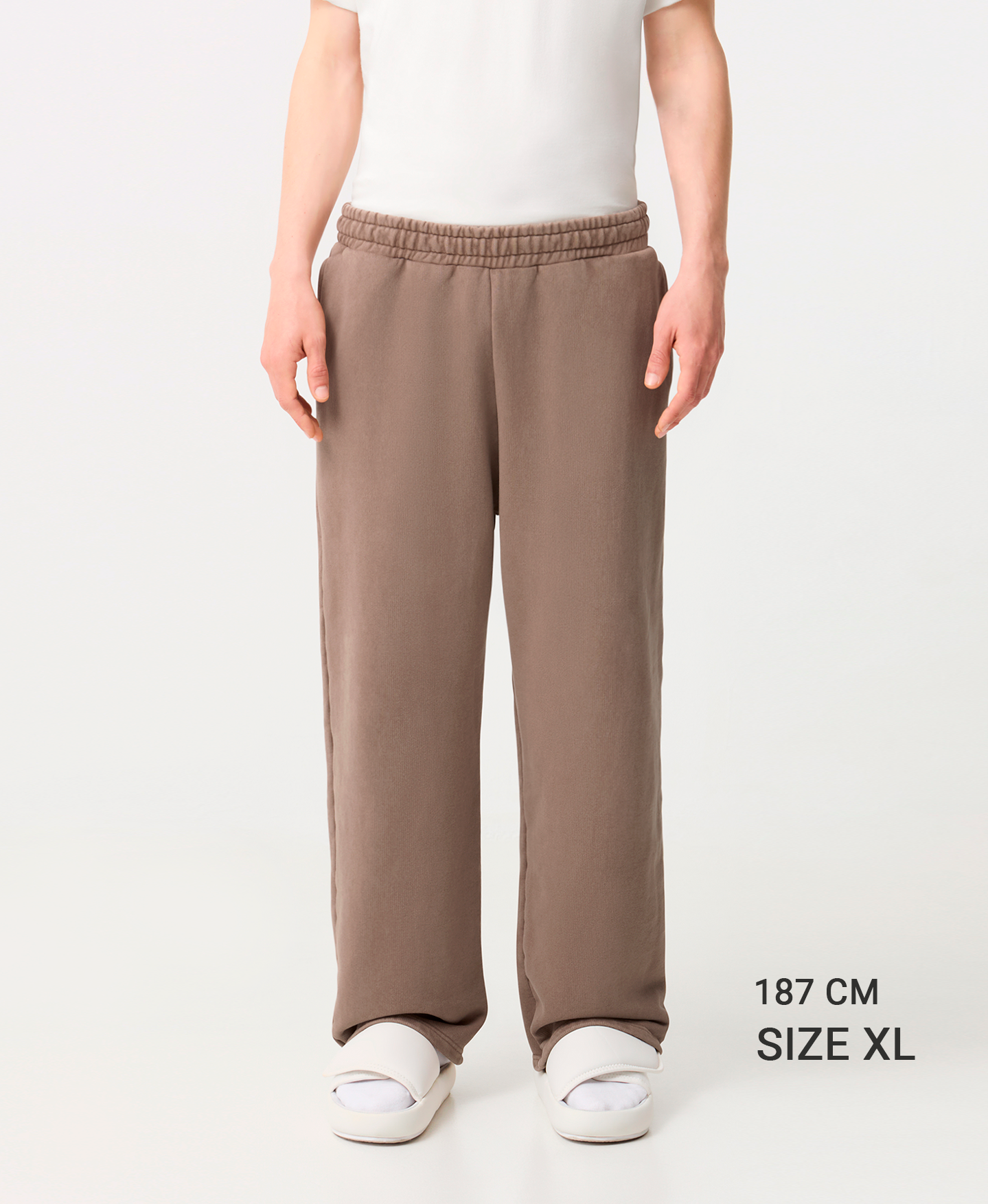 600 GSM 'Vulcan' Straight-leg Pants