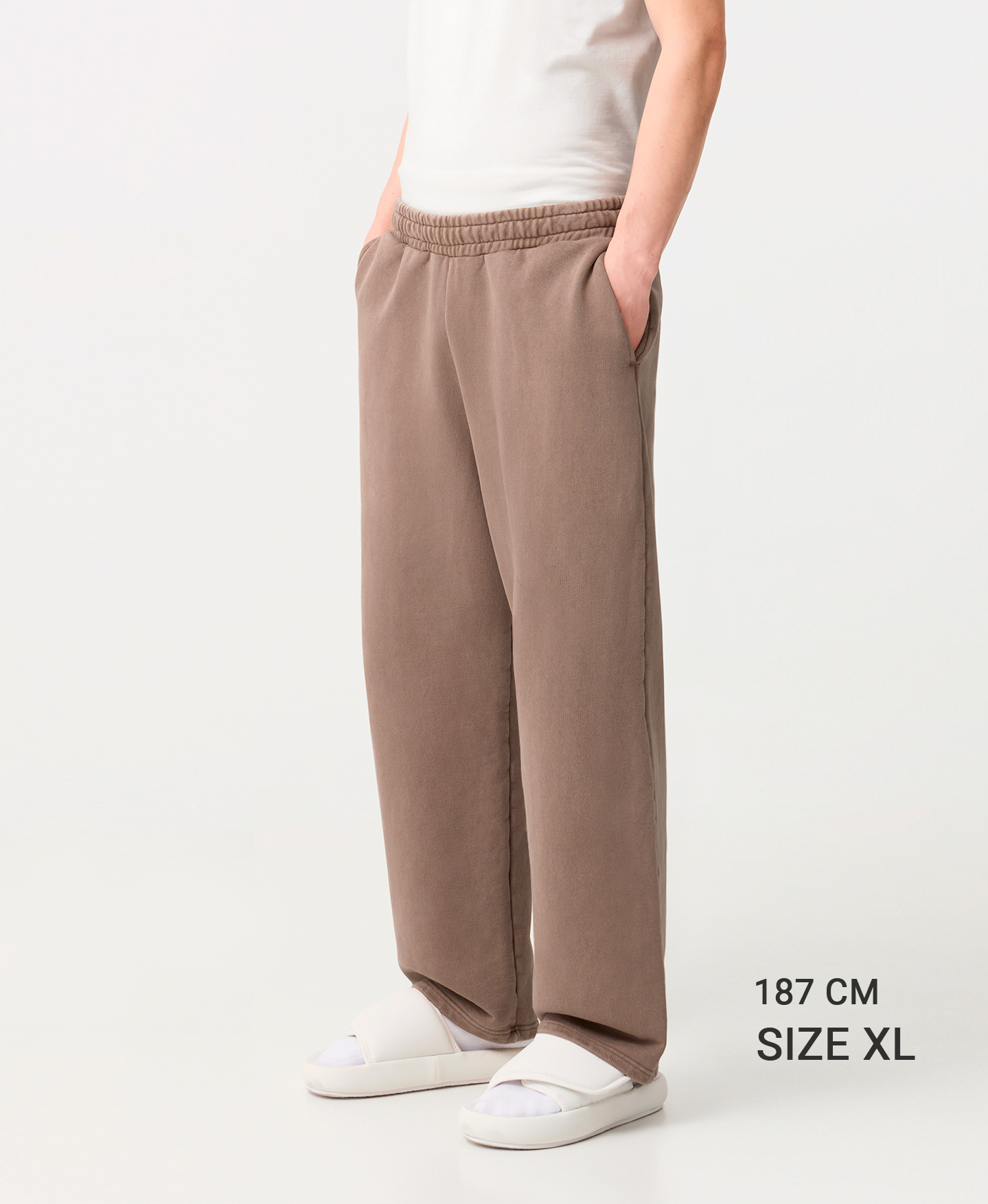 600 GSM 'Vulcan' Straight-leg Pants
