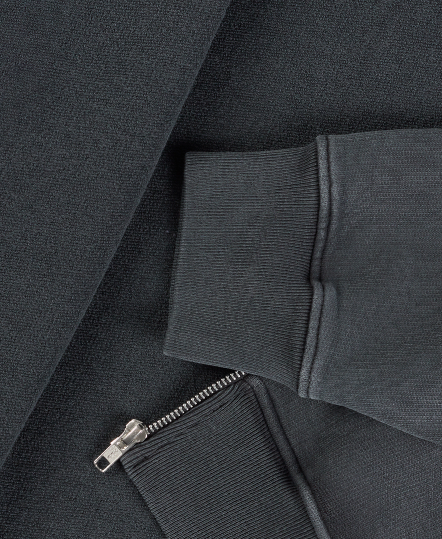 600 GSM 'Anthracite' Zipper